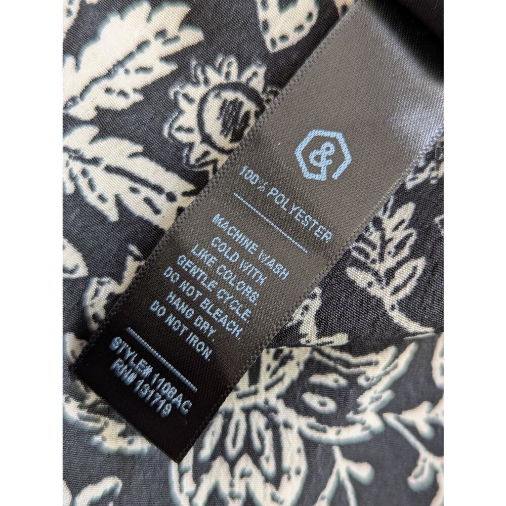 NWT! AGNES & DORA! BLACK & CREAM BOTANICAL/FLORAL KIMONO STYLE ROBE! SZ XSS - Picture 10 of 11